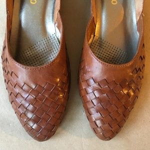 Woven Leather Spanish Loafers by TOPAZIO